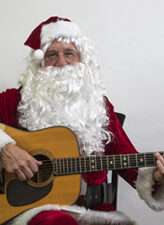 Learn Two Christmas Guitar Classics in Time for the Holidays